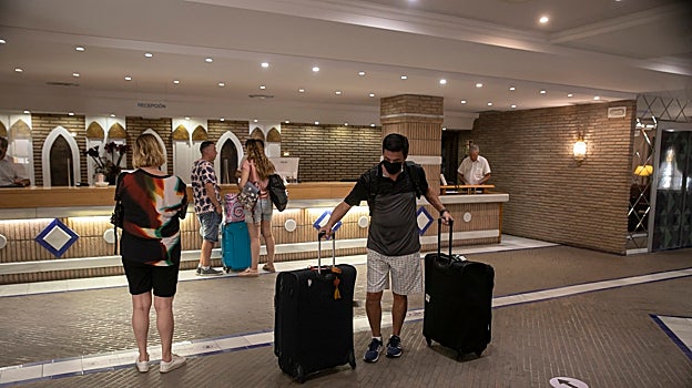 Turistas en un hotel en Córdoba