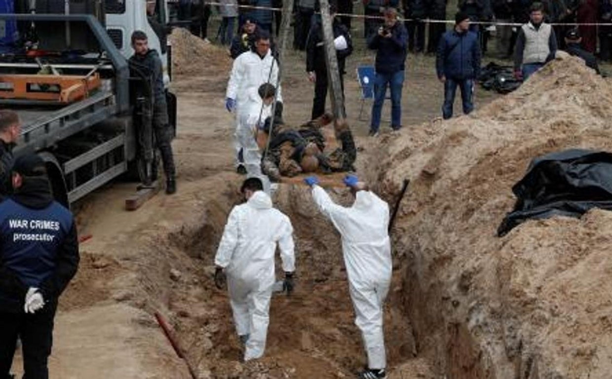 La misión española de policías y guardias civiles para investigar crímenes de guerra en Ucrania acumula dos meses de retraso