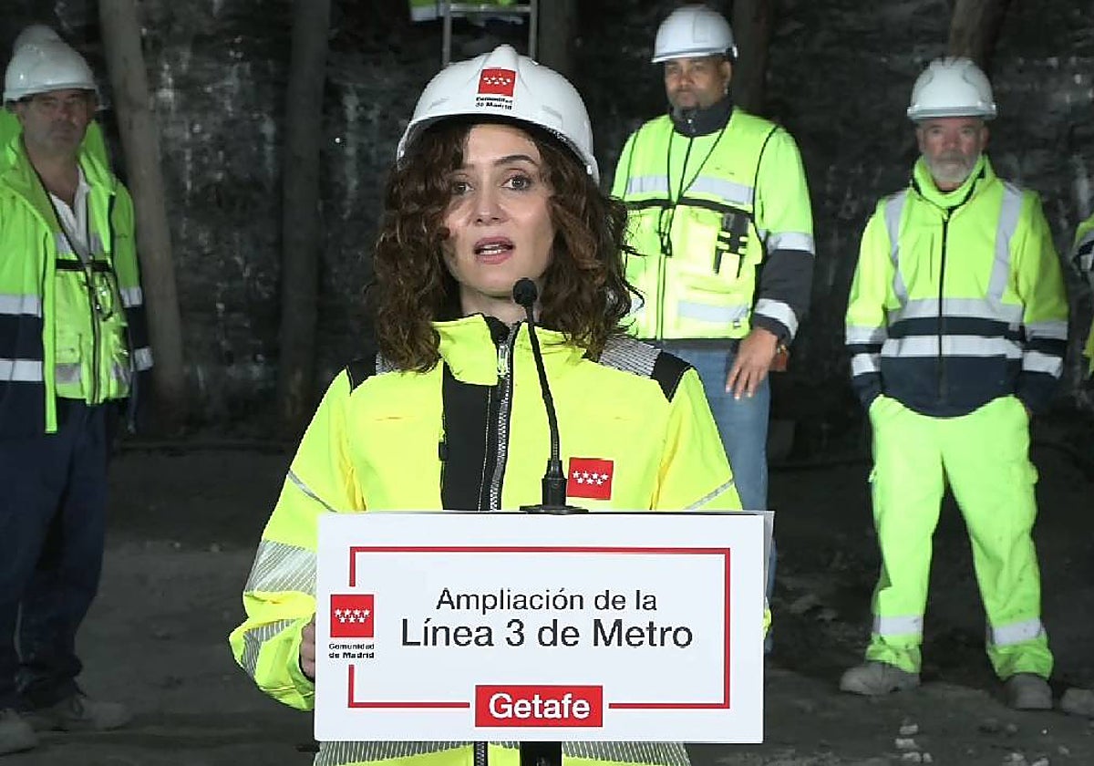 Díaz Ayuso, en el túnel de la ampliación de la Línea 3 de Metro