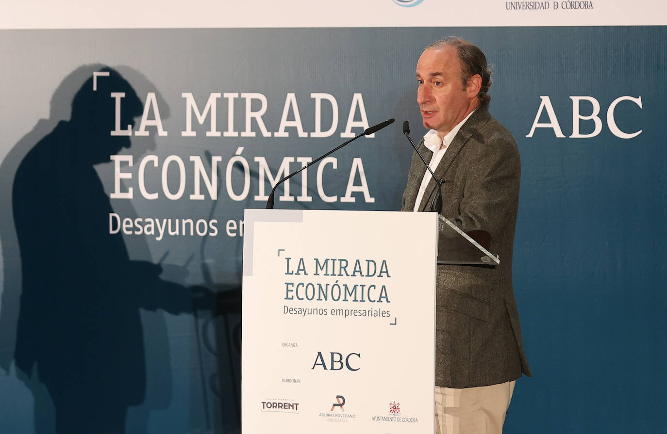 La conferencia del director general de Unieléctrica en la &#039;Mirada Económica&#039;, en imágenes