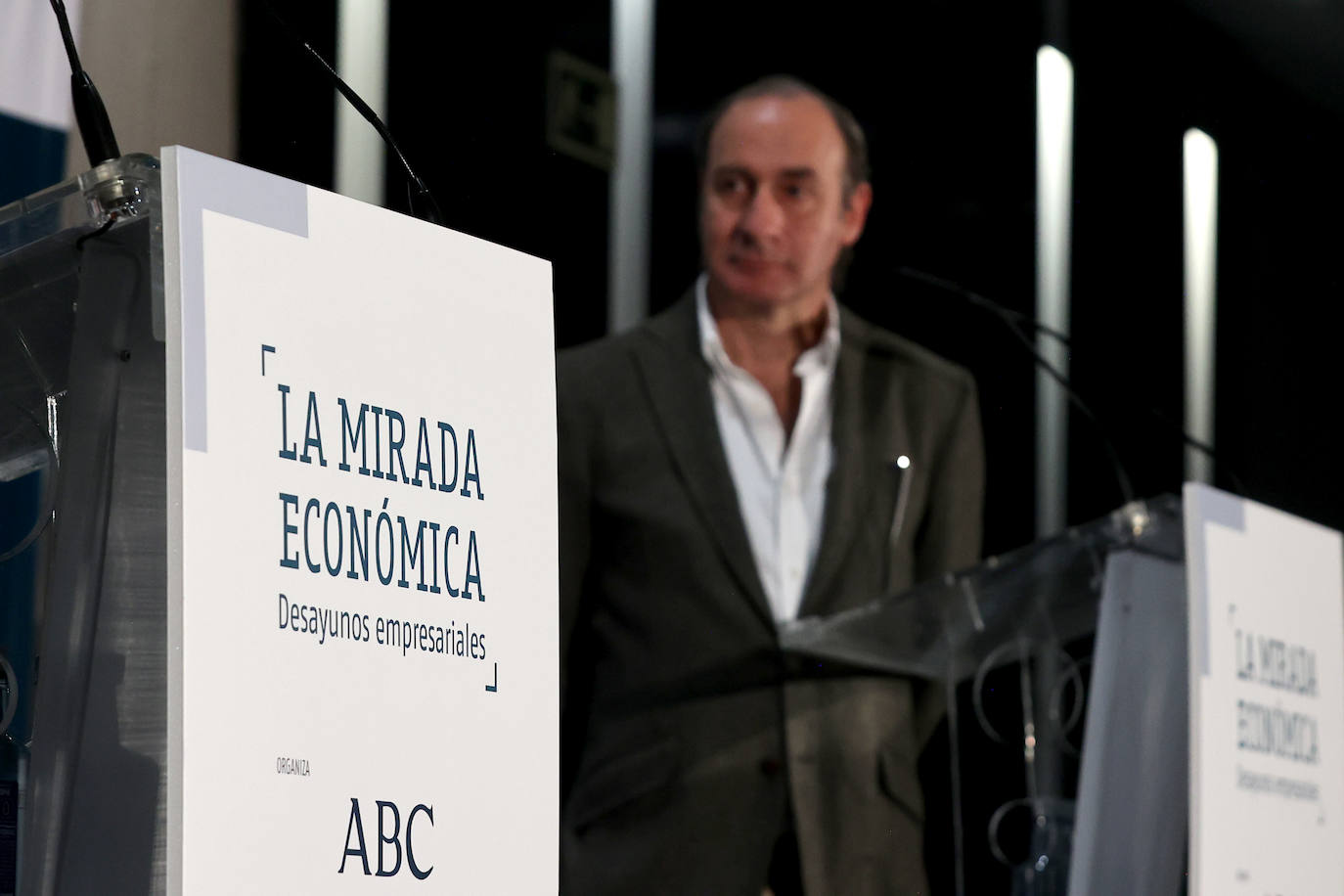 La conferencia del director general de Unieléctrica en la &#039;Mirada Económica&#039;, en imágenes