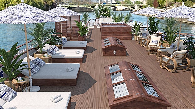 Zona exterior con piscina y tumbonas