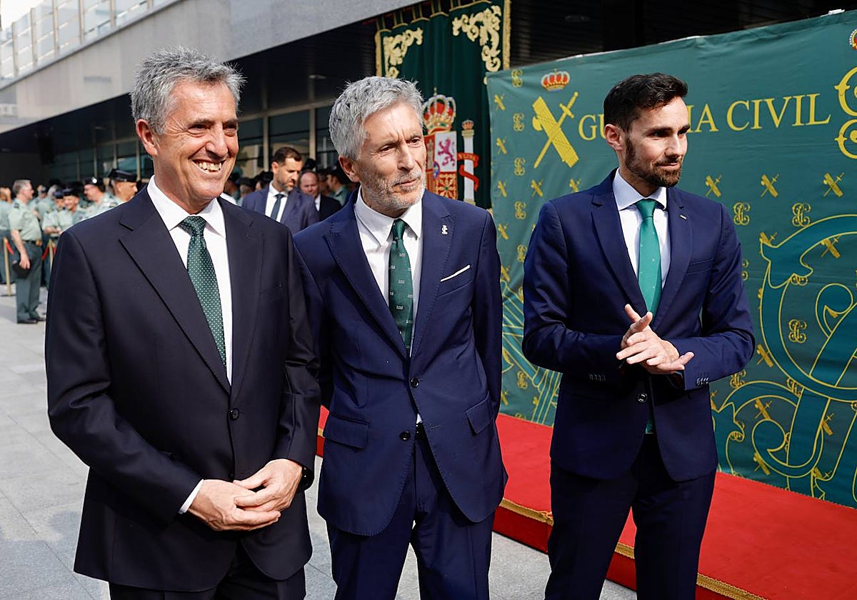 Leonardo Marcos, hoy con el ministro Marlaska y su secretario de Estado de Seguridad, Rafael Pérez