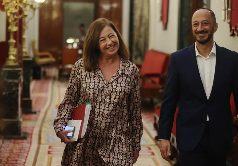 La presidenta del Congreso, Francina Armengol, y el vicepresidente Alfonso Rodríguez Gómez de Celis