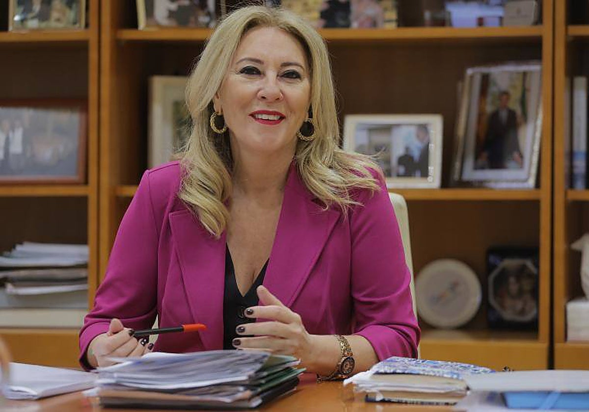 La consejera de Economía, Hacienda y Fondos Europeos, Carolina España