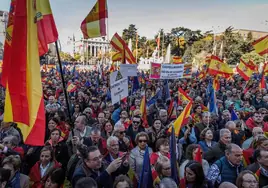 La ola contra la amnistía vuelve a inundar el centro de Madrid
