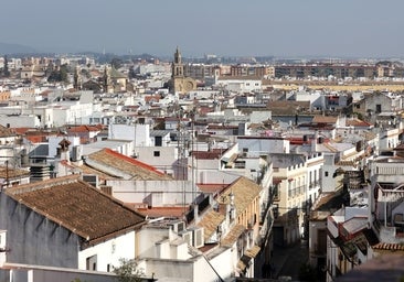 Urbanismo vuelve a abrir la puerta a instalar placas solares en el Casco