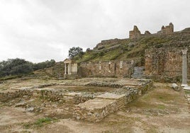 El pueblo de Sevilla que esconde una ciudad romana en mitad del campo