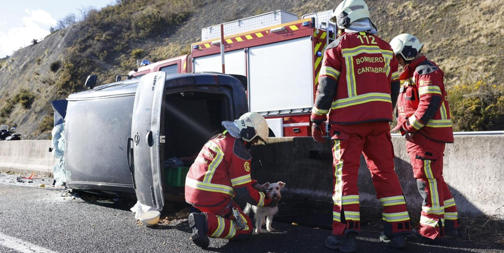 Una fallecida y siete heridos en un accidente múltiple provocado por una granizada en Cantabria