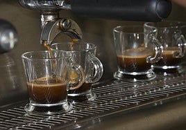 Un experto barista te enseña a pedir café de forma correcta según el tipo que deseas: «El orden es crucial»