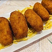 El bar en pleno centro de Madrid que pone tapas XXL gratis con la bebida