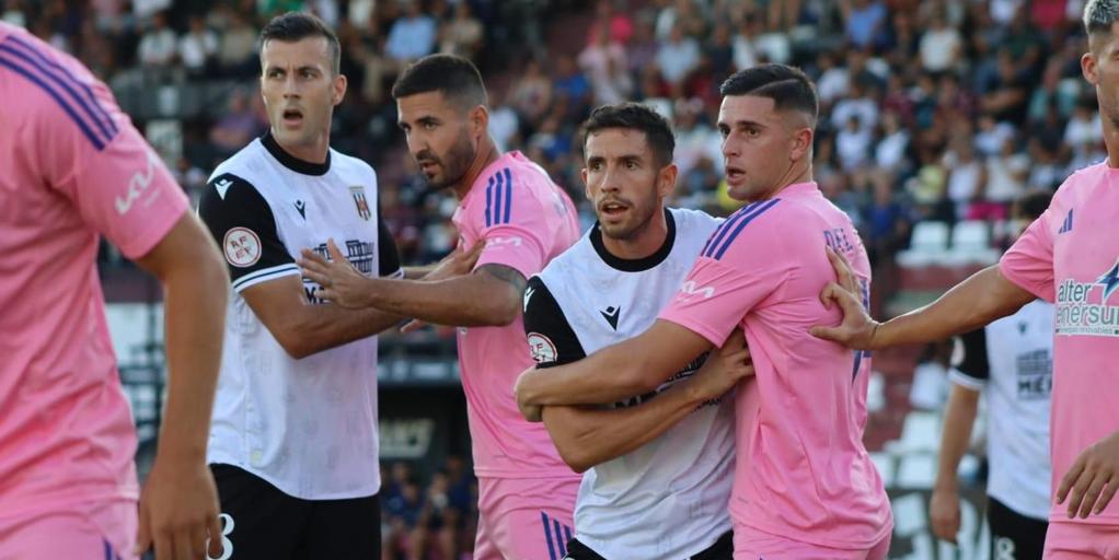 Recreativo de Huelva - Mérida: horario, canal de televisión y dónde ver online el partido de Primera RFEF