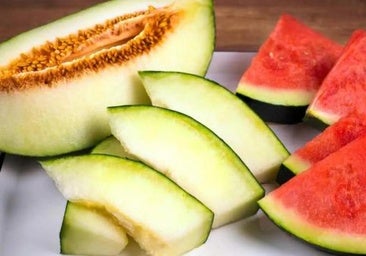 Una nutricionista explica por qué no debes comprar melón o sandía en el supermercado si está partida por la mitad