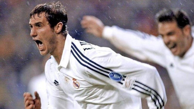 Iván Helguera desvela las broncas que había en el Real Madrid por elegir los coches: «O todos un A8 o un A3»