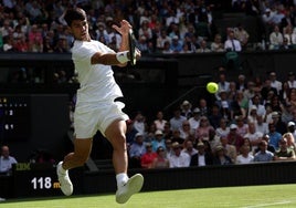 Toni Nadal, claro sobre las opciones que tiene Carlos Alcaraz de ganar Wimbledon este año: «Reúne las condiciones perfectas»