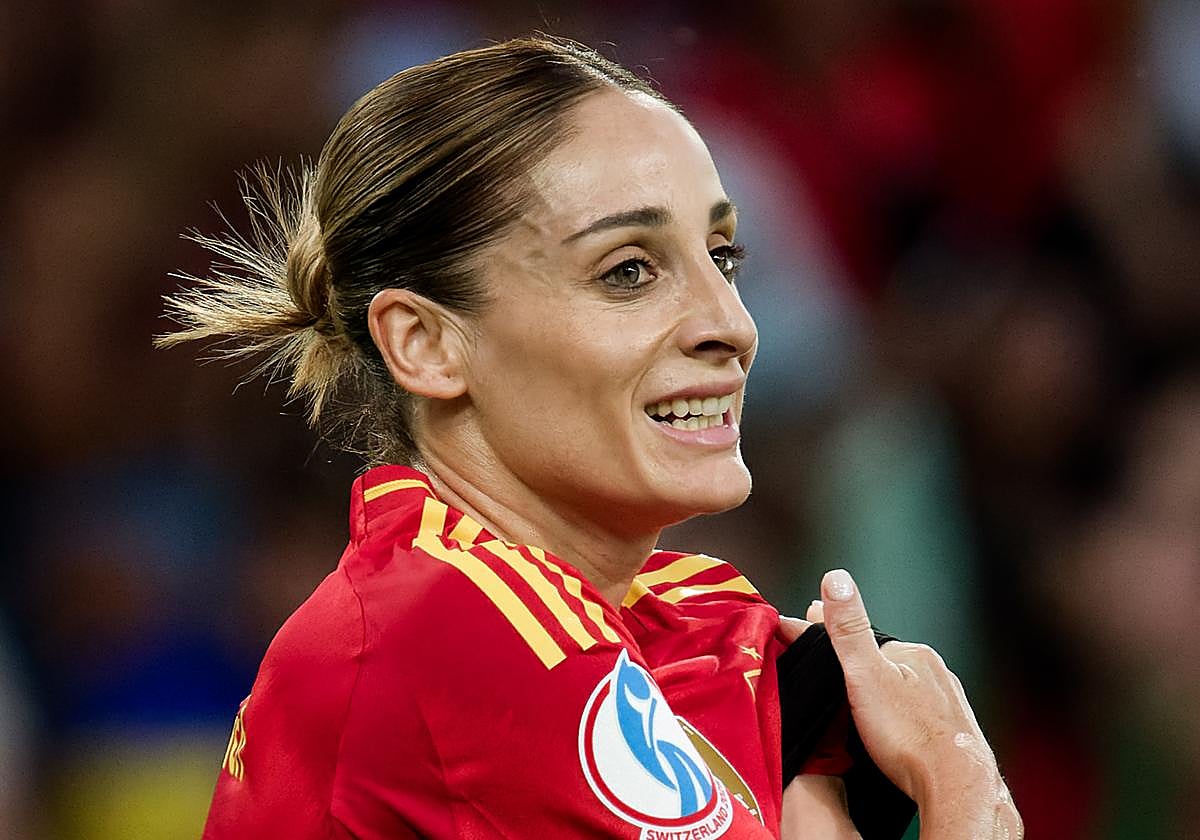 La vida personal de Esther González: su familia, sus estudios y su relación con Bátman y Jenni Hermoso