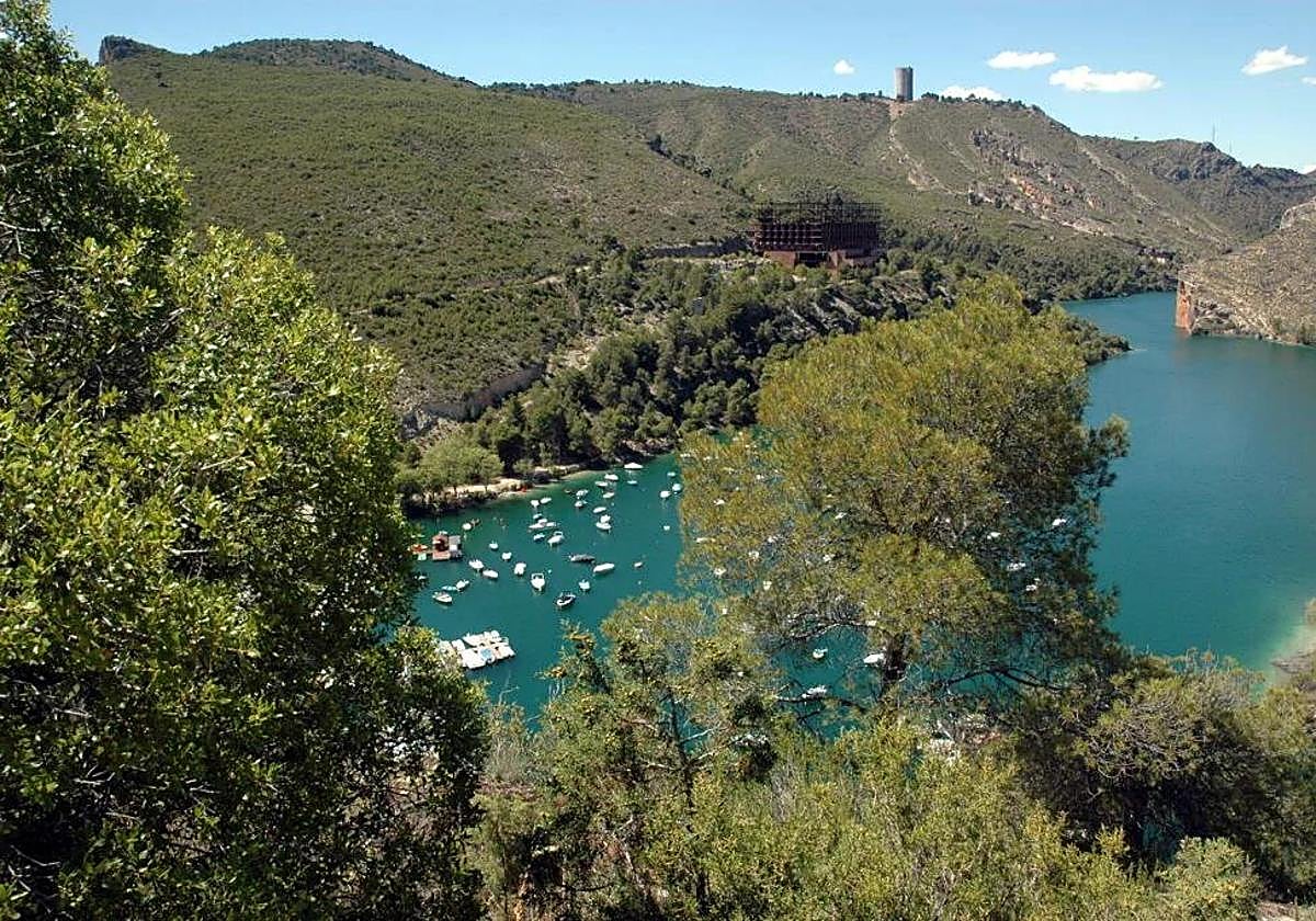Esta es la playa más cercana a Madrid: está a menos de dos horas y es perfecta para relajarte este puente