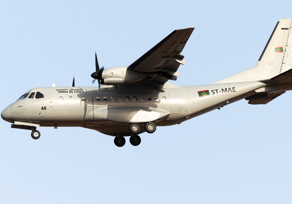 El avión mauritano hizo escala en Canarias antes de viajar a Soria