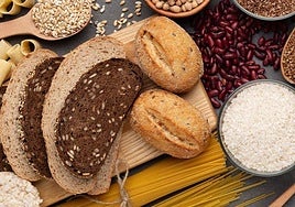 Un dietista califica los hidratos que más consumimos: «El pan integral...»
