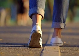 El médico David Carrizo explica cómo obtener los máximos beneficios de tu paseo diario: «Con 30 minutos se activa el metabolismo»