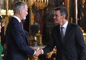 Pedro Sánchez da plantón a la prensa en el Palacio Real y se marcha sin hacer el tradicional corrillo