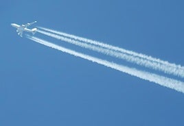 José Miguel Viñas, experto en meteorología, responde a Marcos Llorente y las estelas de los aviones: «No está mal una clase de física básica»