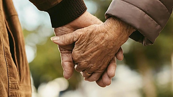 Silvia Llop, psicóloga experta en relaciones de pareja: «El amor de nuestros abuelos esconde una realidad compleja»