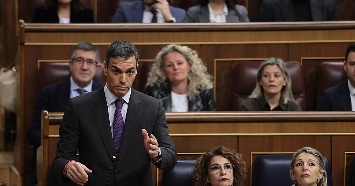 Sesión de control al Gobierno, en directo: última hora del cara a cara entre Pedro Sánchez y Feijóo en el Congreso hoy