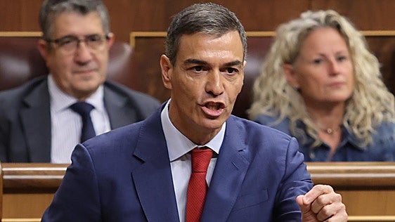 Sesión de control al Gobierno, en directo: intervenciones de Pedro Sánchez y Feijóo y última hora en el Congreso de los Diputados hoy