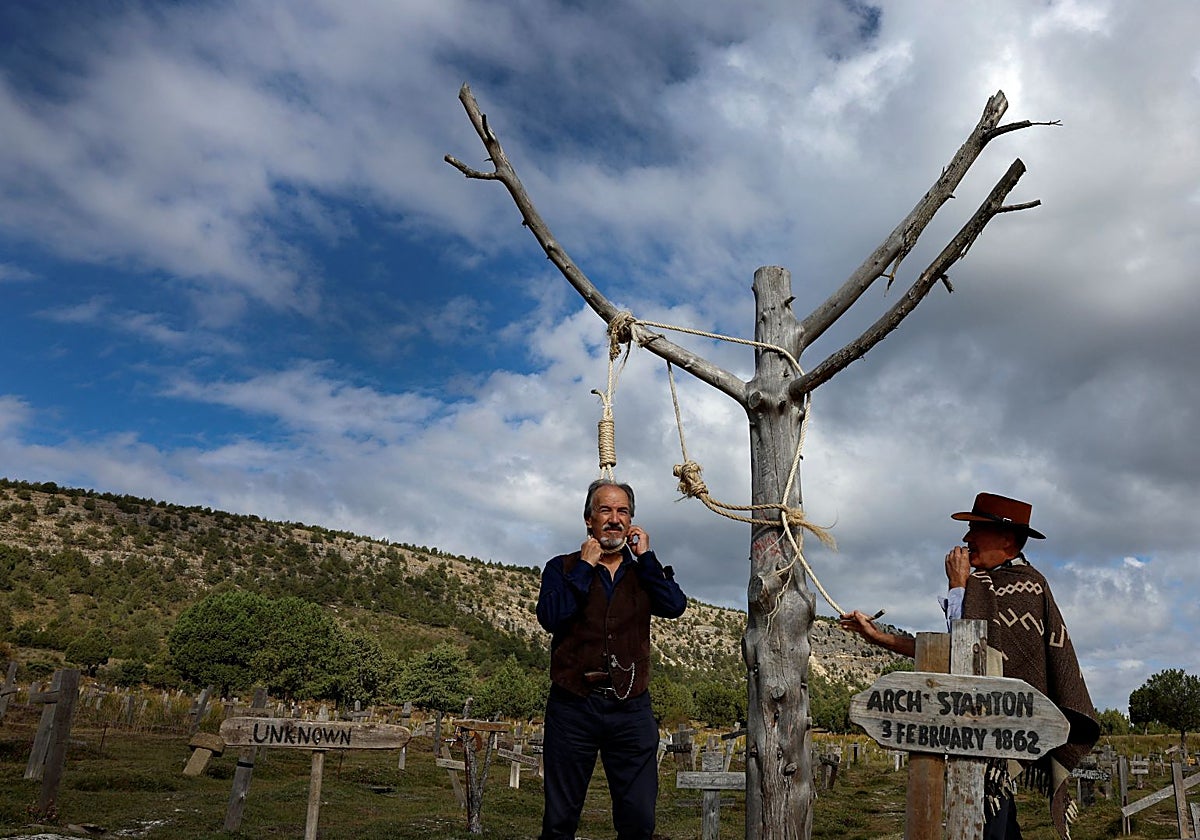 Cementerio burgalés de Sad Hill, donde se Sergio Leone rodó la mítica escena de 'El bueno, el feo y el malo'