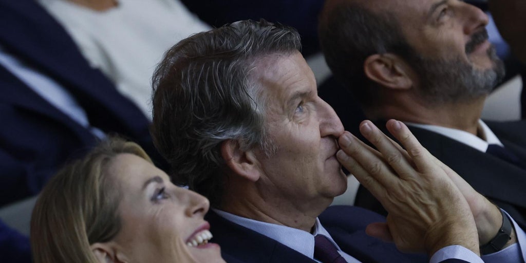 Democracia frente a bloqueo