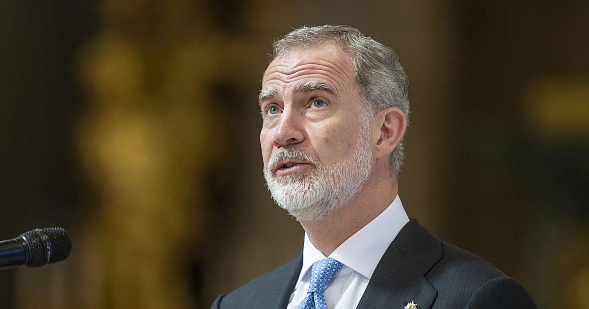 Un Rey para una democracia acosada