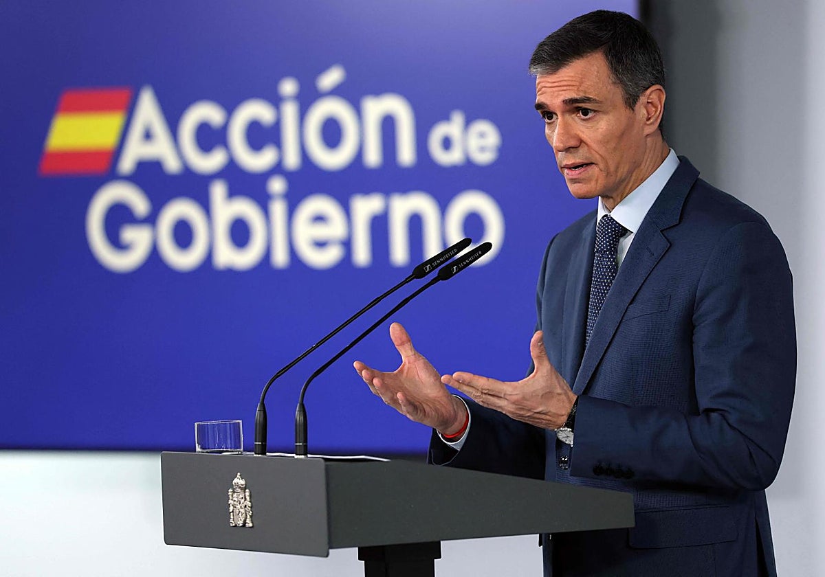 Pedro Sánchez tras una reunión extraordinaria del Consejo de Ministros sobre la crisis energética