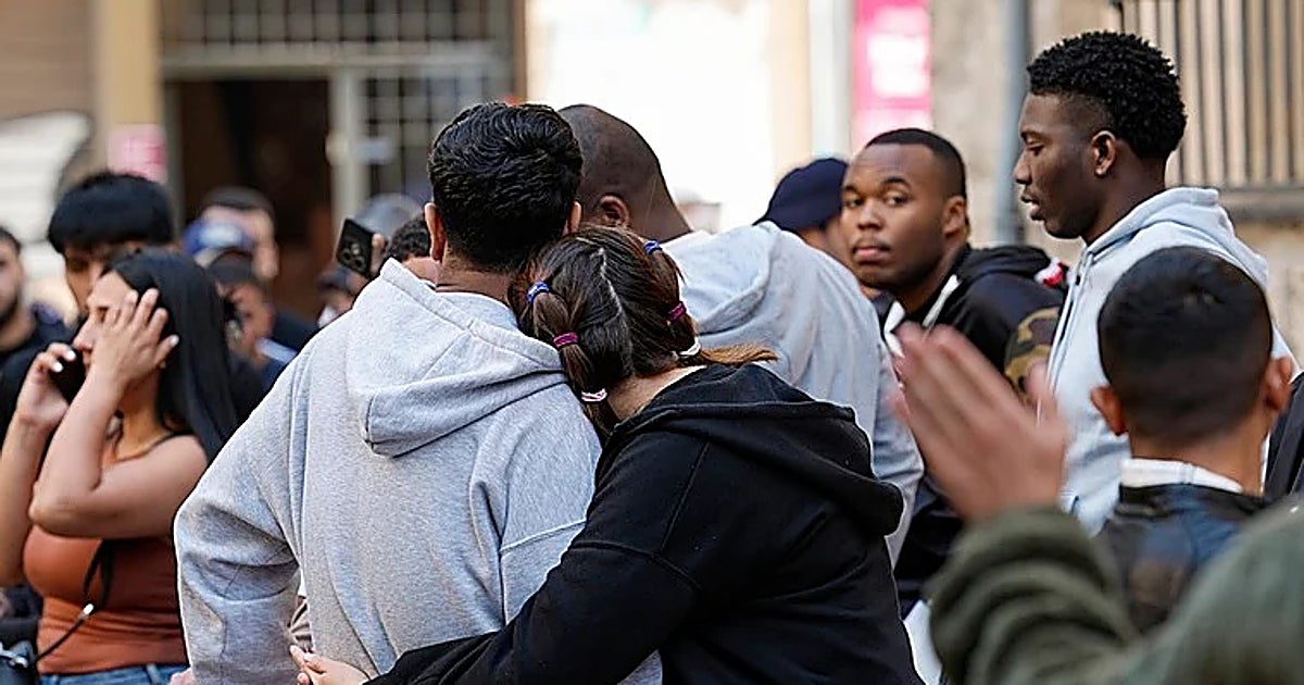 Perdón, amigos extranjeros