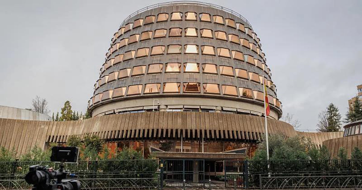 Suspensión política de leyes autonómicas