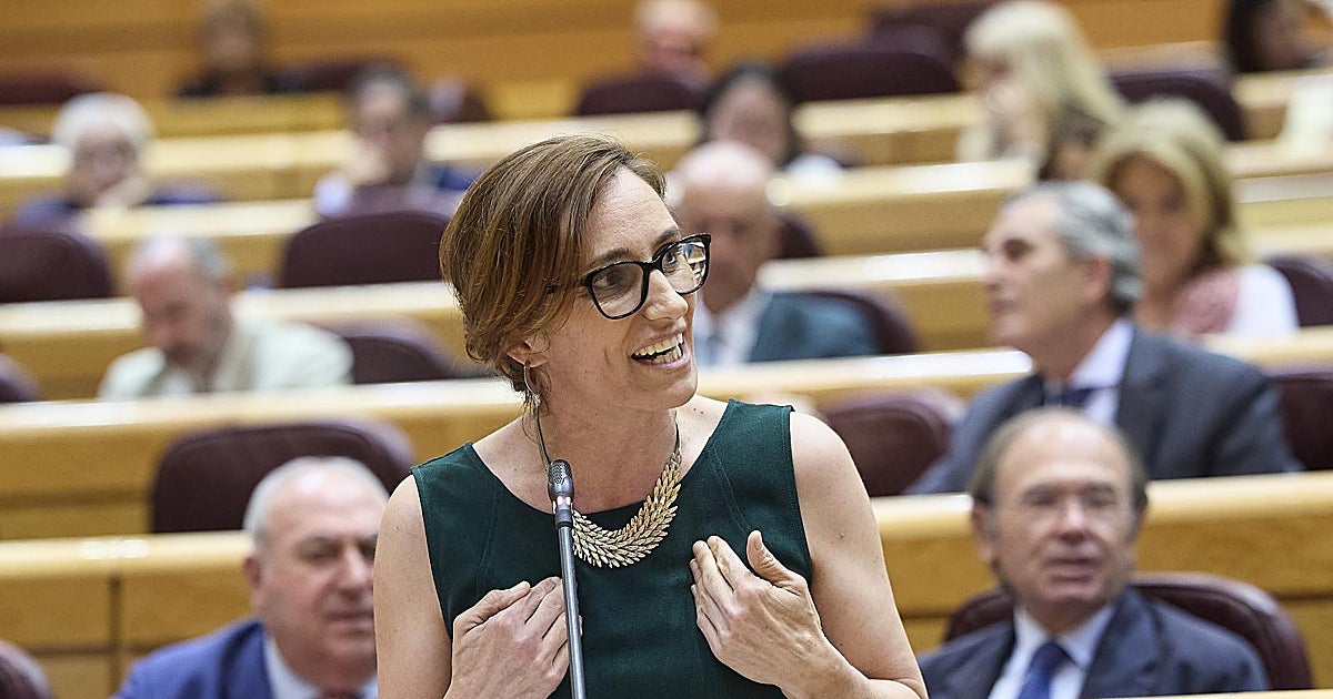 La sanidad devora a su ministra