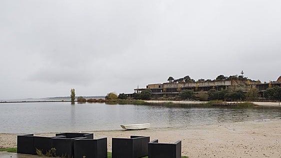 ISLA DE VALDECAÑAS: DEMOLER PARA PROTEGER