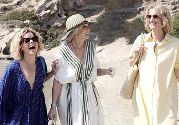 Crítica de 'Las Cícladas: Escapada de amigas': Mujer abatida frente a mujer jaranera