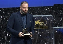 'Pobres criaturas', dirigida por Yorgos Lanthimos y protagonizada por Emma Stone, gana el León de Oro en la Mostra de Venecia