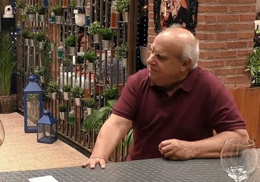 Un soltero de 'First dates' reprocha a Carlos Sobera el engaño del programa