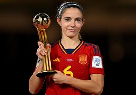 Quién es Aitana Bonmatí, la ganadora del Balón de Oro 2023 que se rebeló con 'las 15': su vida fuera del fútbol y su feminismo de cuna
