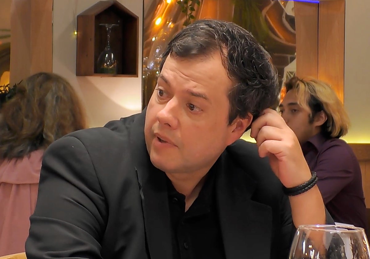 Hernán pasó la mayor parte de la cita en silencio