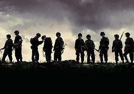 Arturo Pérez-Reverte selecciona las mejores películas y novelas de guerra de la historia