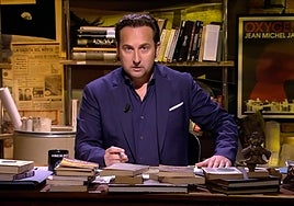 «Alguno me va a crucificar», Iker Jiménez se mete en un charco con su comparación entre Milei y Podemos