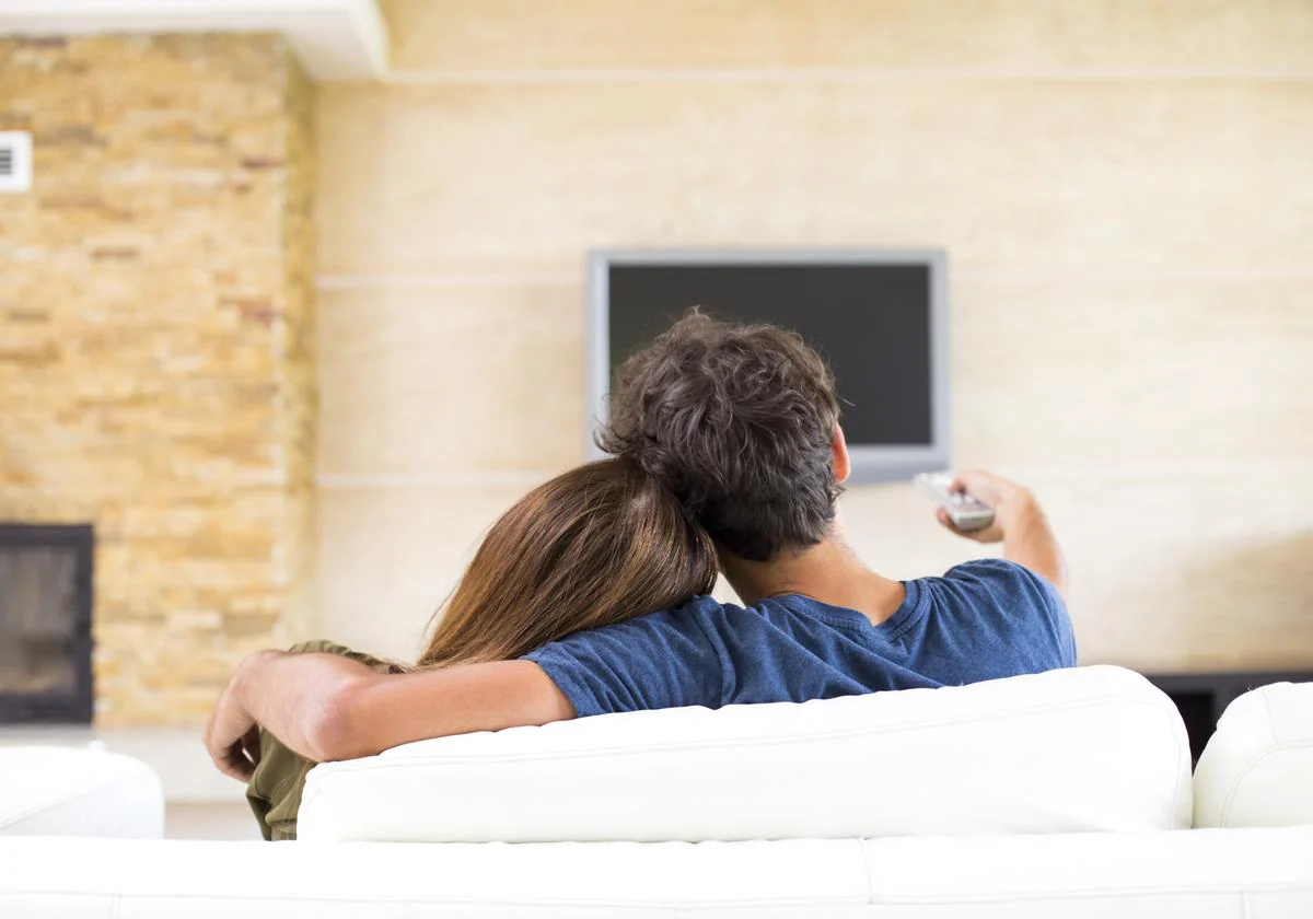 Marzo 2023 registra el menor consumo de televisión de la historia