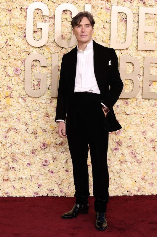El actor Cillian Murphy en la alfombra roja de los Globos de Oro 2024