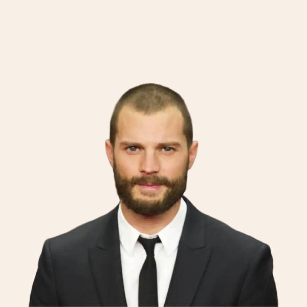 Sale a la luz el problema cardíaco del actor Jamie Dornan causado por una oruga