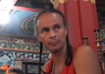 La historia de José Manuel, el 'Lama de Murcia': una secta llena de mercurio 'purificado', una cueva de lujo y un revólver