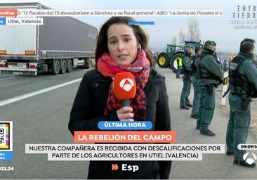 Un equipo de 'Espejo Público', agredido por un grupo de agricultores: «No es de recibo