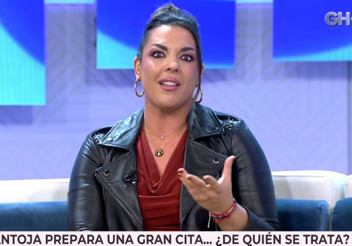 Adriana Dorronsoro, presentadora de 'Vamos a ver', ha introducido la exclusiva información de Isabel Pantoja.